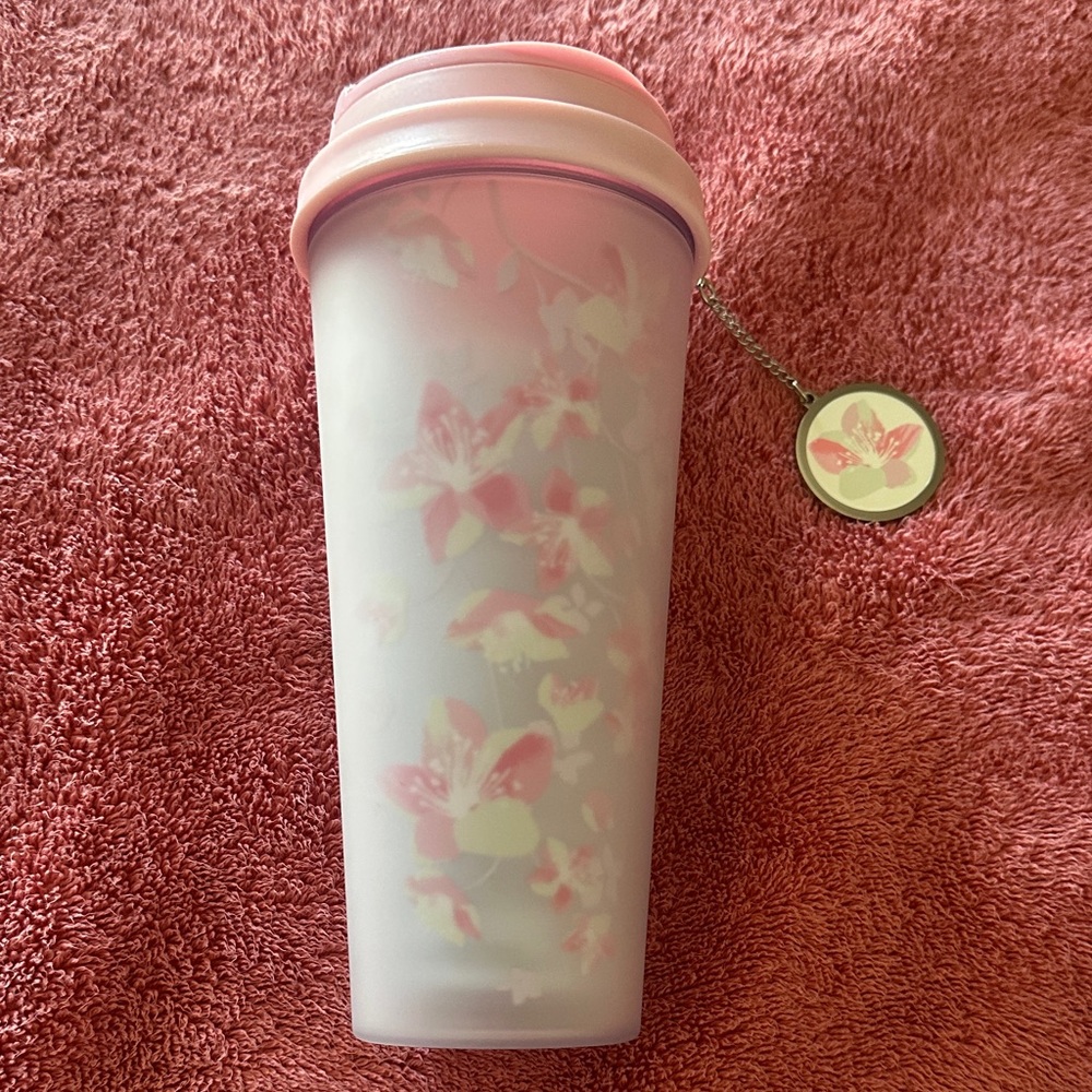 Starbucks 16oz cherry blossom Pink Floral Travel Tumbler with Charm Lid
